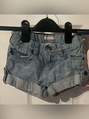 Joe Fresh Toddler Girls Rolled Cuff Denim Shorts Size 4T Light Wash